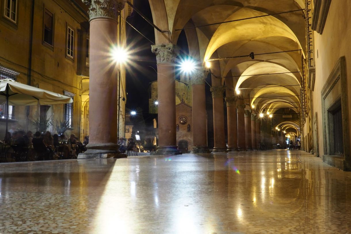 Many good reasons to get married in Bologna